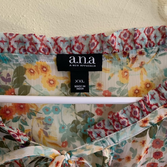 Blouse - Picture 3 of 3